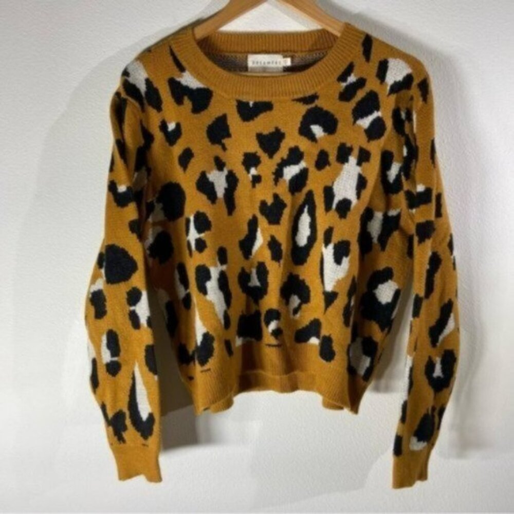 Dreamers Crewneck Long Sleeve Leopard Print Pullover Sweater. Size XL.